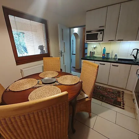 Martina - Entire Lägenhet *