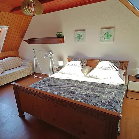 Martina - Entire Apartman Lipótszentmiklós